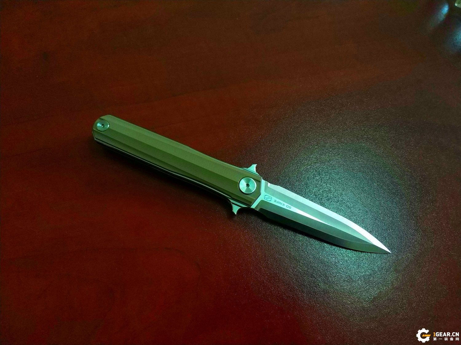 有没有一款双刃刀具，既是*刀折**，又能兼具捅刺和切削的优点呢？