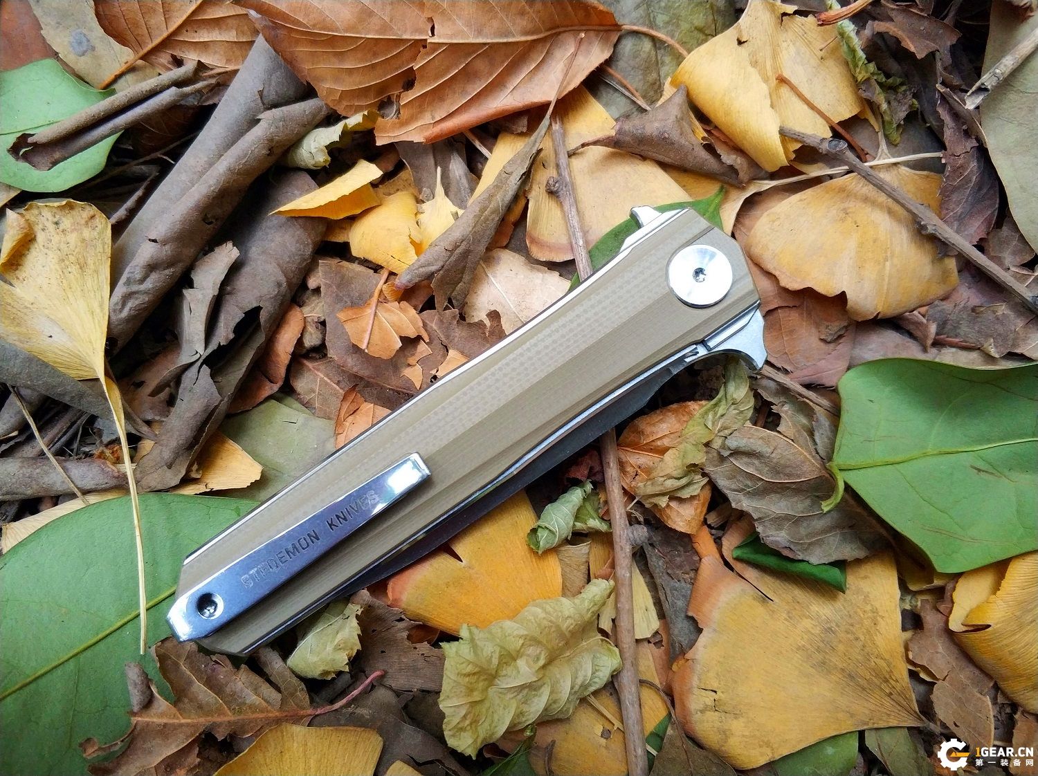 有没有一款双刃刀具，既是*刀折**，又能兼具捅刺和切削的优点呢？