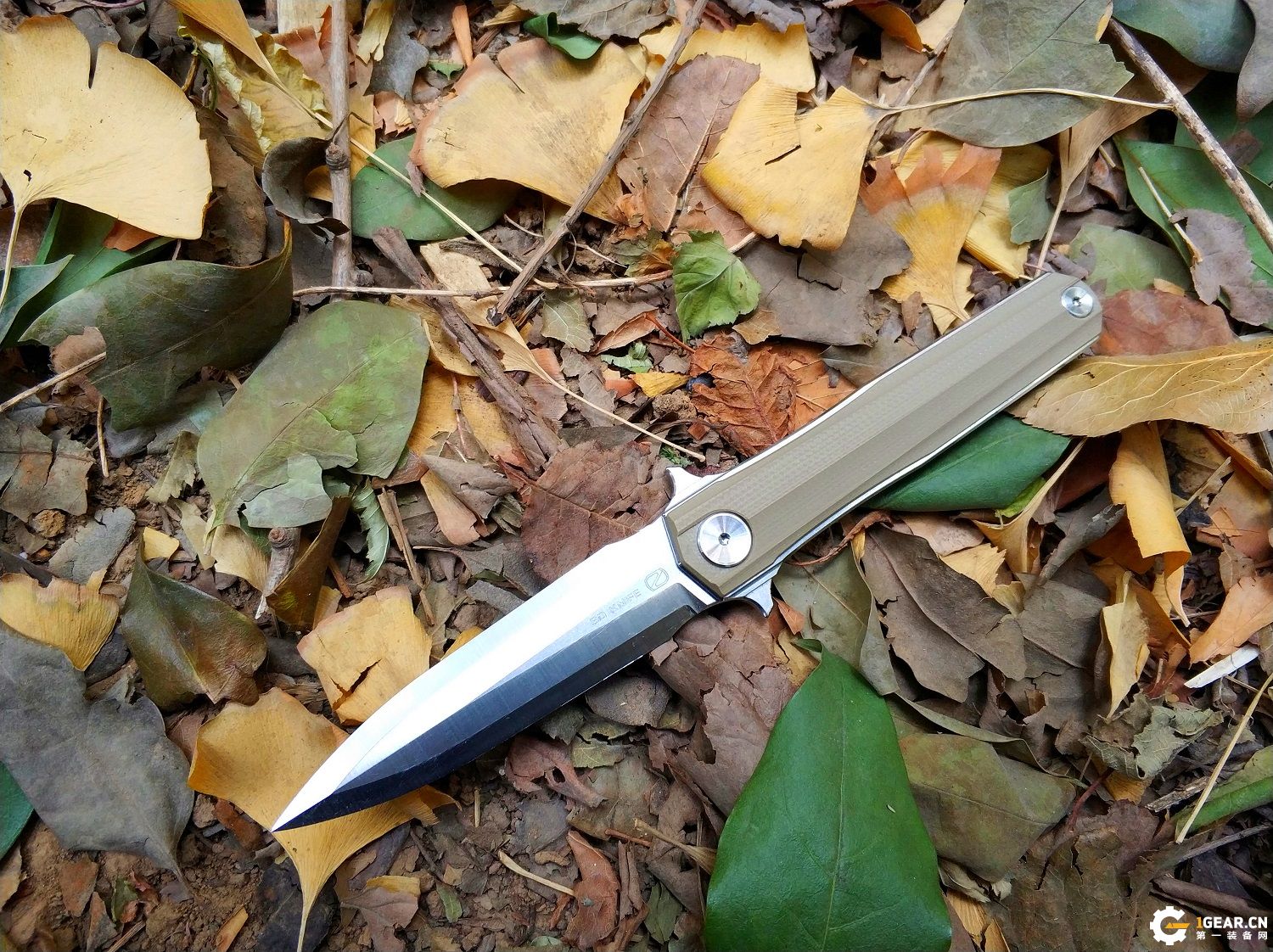 有没有一款双刃刀具，既是*刀折**，又能兼具捅刺和切削的优点呢？