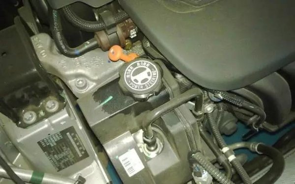 斌驰汽车服务,奔驰买二手车靠谱吗