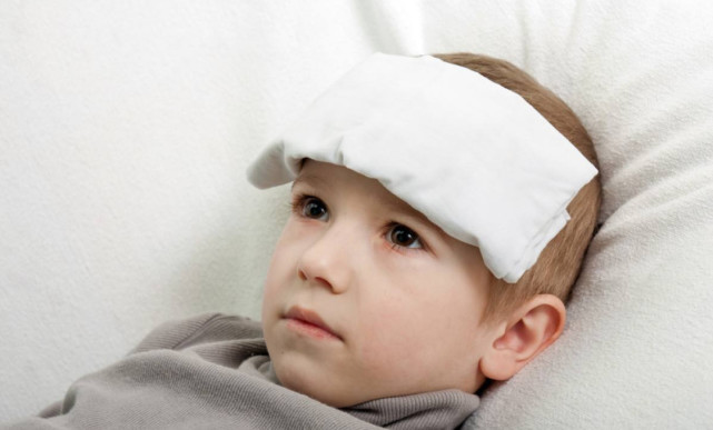 什么原因会引起发烧感冒,发烧感冒是怎么引起的