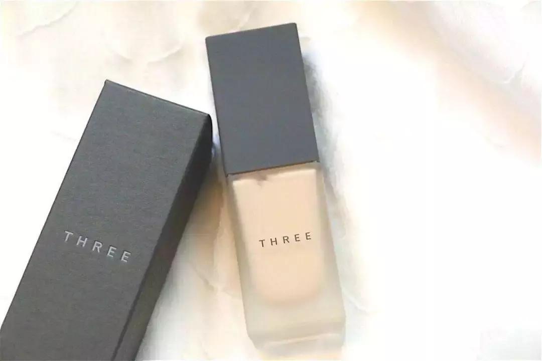 玫琳凯粉底液浅肤色适合什么肤质,圣罗兰粉底液b20适合什么肤色肤质