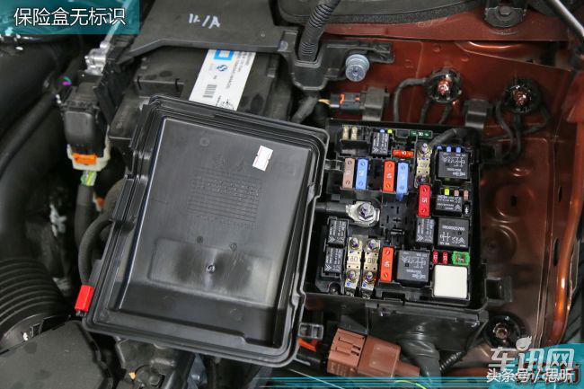 13款进口标致4008大灯拆车件,拆车件2014款东风标致308大灯总成