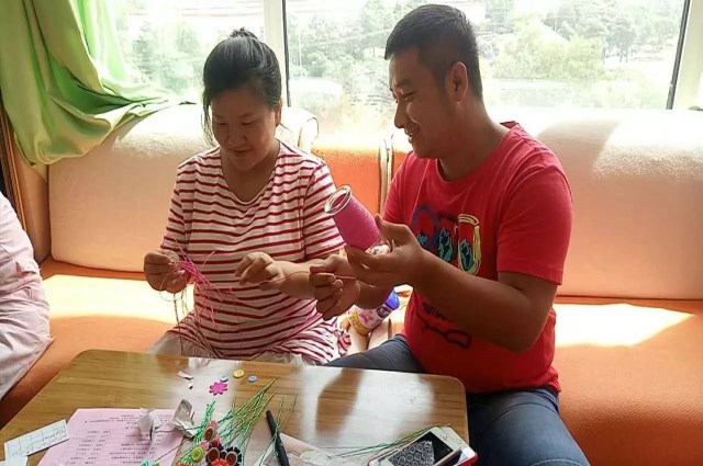 孕妇怀孕呕吐和丈夫身体有关吗,老婆怀孕总是作呕怎么办