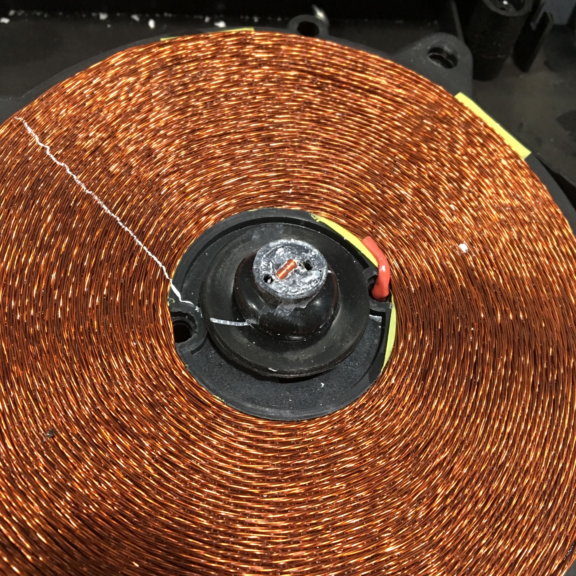 电磁炉跳e2什么意思,电磁炉出现e2怎么修复