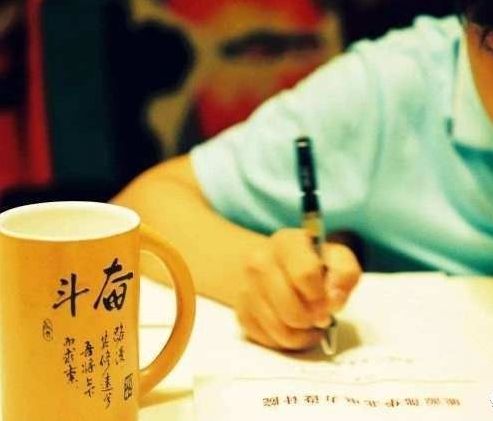 「词风雅韵」风拂青草｜柔柔细语总关情