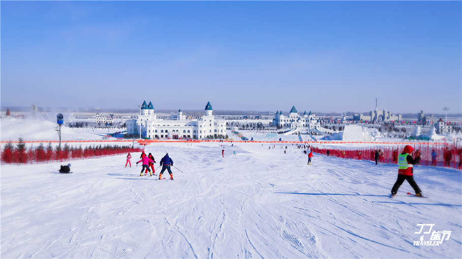 想一想雪花还会飘到哪里,就像童话世界一样的雪景