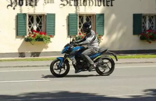 中国国宾车队最震动的视频,中国国宾车车队