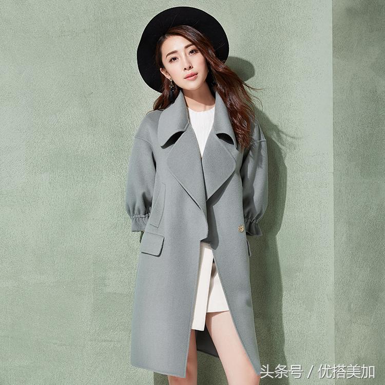 冬天下雪时尚羊绒大衣穿搭图片,谁说冬天不好穿搭的