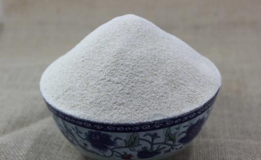 高筋面粉和低筋面粉做蛋糕的区别,高筋面粉做电饭锅蛋糕最简单做法