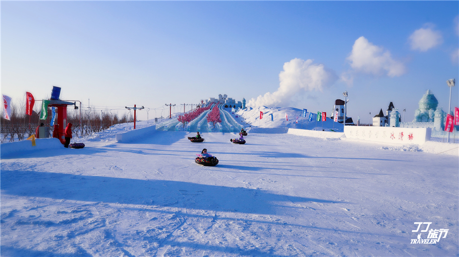 想一想雪花还会飘到哪里,就像童话世界一样的雪景