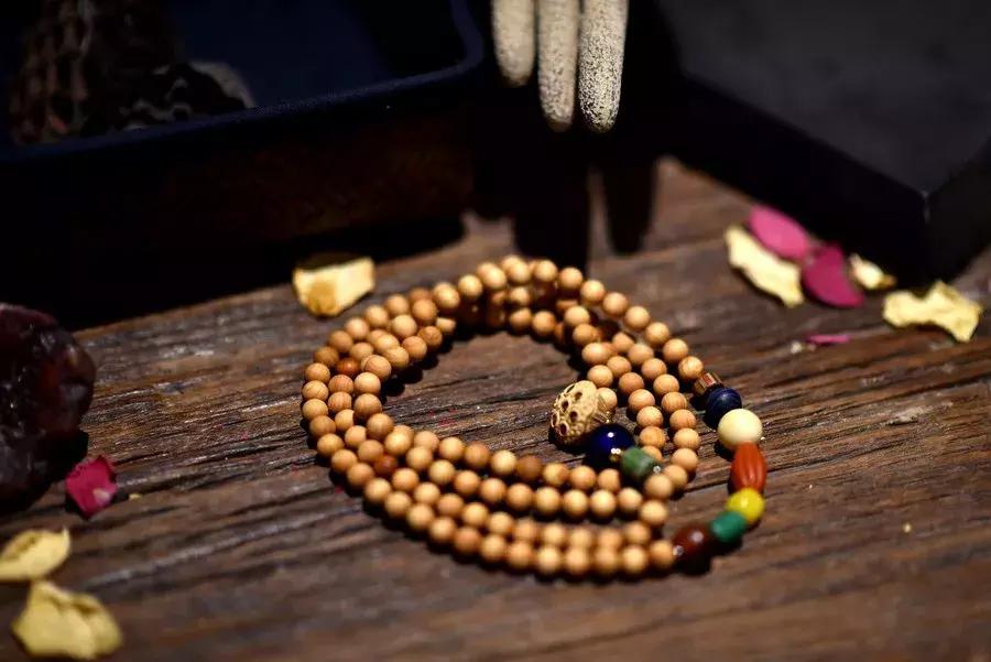 佛珠手串材料的寓意和禁忌,佛珠手串搭配讲求禁忌什么