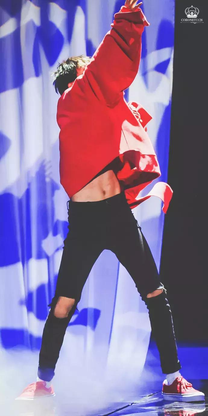 魔法城堡tfboys易烊千玺solo,易烊千玺个人舞台solo舞蹈