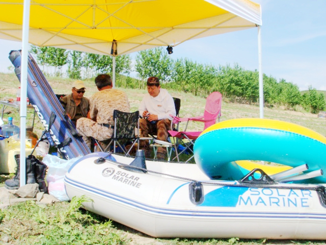 野钓意境图,意境泛舟钓鱼图