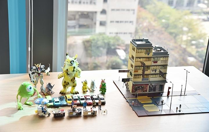 把香港带回家！TINY微影Bd7「香港传统公寓街景」模型开箱制作！