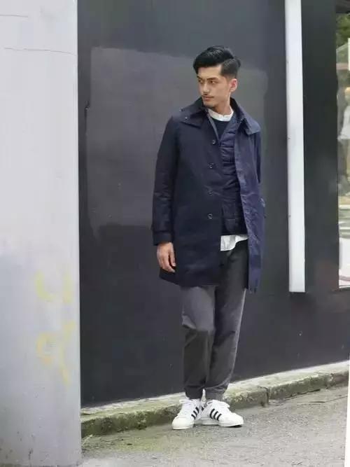 superstar璇炵敓,鍑洪亾澶氬勾渚濈劧寰堝勾杞荤殑鐖辫眴