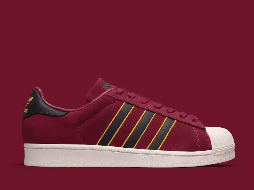 superstar璇炵敓,鍑洪亾澶氬勾渚濈劧寰堝勾杞荤殑鐖辫眴