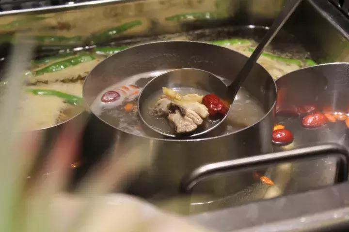 福州吃喝玩乐一整天不知道去哪里,福州春节要准备什么菜