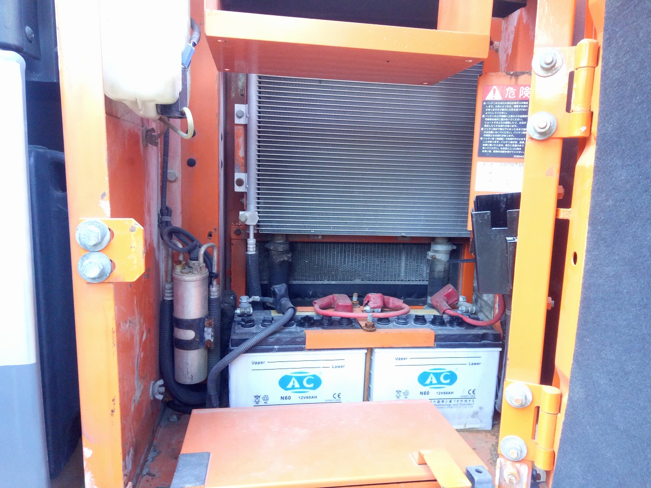 二手日立670挖掘机价格及图片,新款二手日立纯进口挖掘机200型