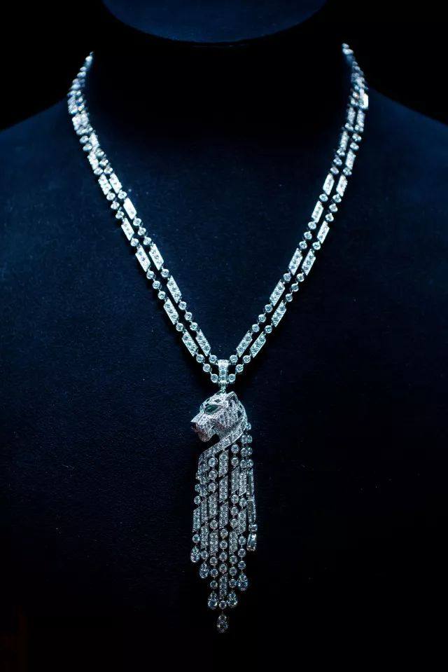 英皇传世王冠这还是我认识的那个顶级奢华珠宝品牌Cartier吗？