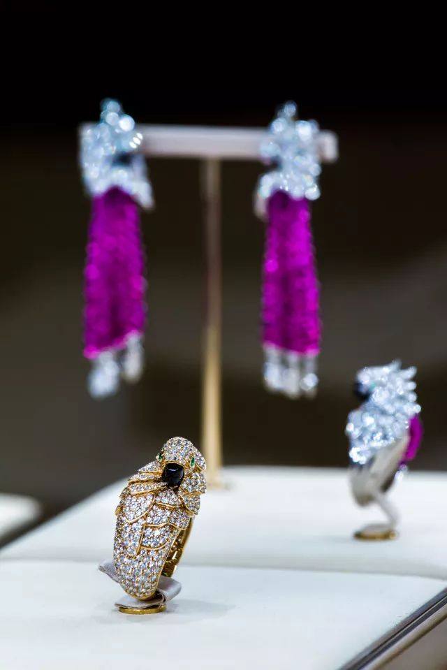 英皇传世王冠这还是我认识的那个顶级奢华珠宝品牌Cartier吗？