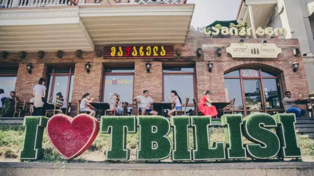 知乎高赞：有哪些适合旅行的国家，听起来高大上其实很实惠？