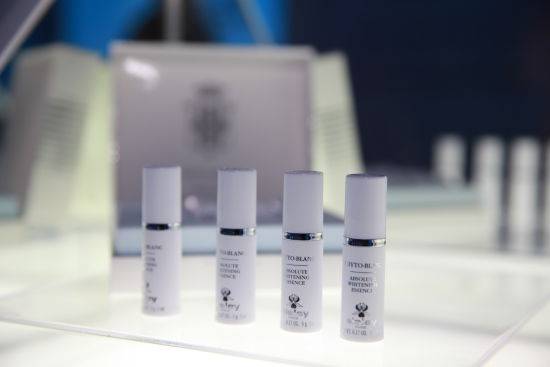 深层美白精华液推荐,小众品牌美白精华推荐