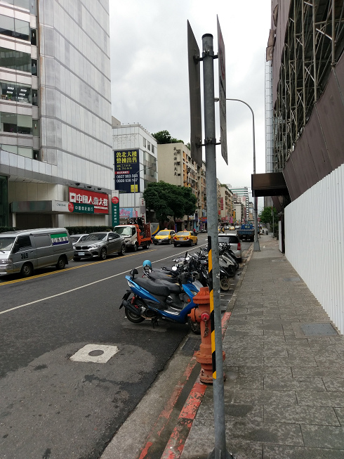 文本直送科技新闻:宏达电旗舰智慧型手机「HTC10」崭新体验，十分完美！