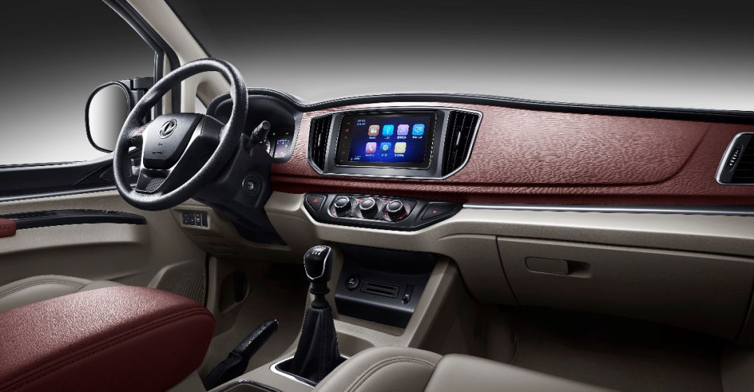 菱智m5精致大气空间舒适安全省心,口碑最好的盛行菱智m5