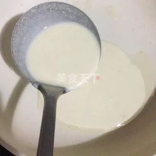 懒人煎饼两分钟就搞定了,一分钟教会你做正宗的煎饼果子