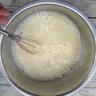 懒人煎饼两分钟就搞定了,一分钟教会你做正宗的煎饼果子