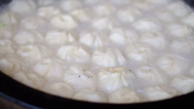 深度吃喝游记｜为什么我在台湾暴饮暴食了十天，却一斤都没长胖？