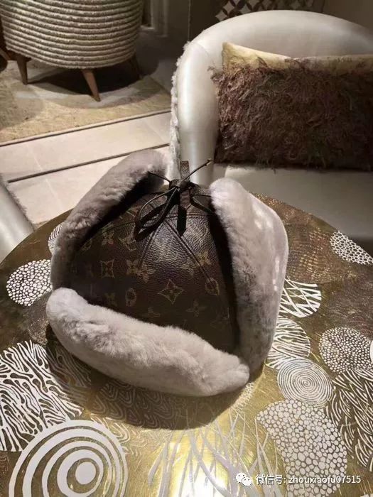 「周小福」「福夸」｜LV雷锋帽，夸张到不好意思戴出门……