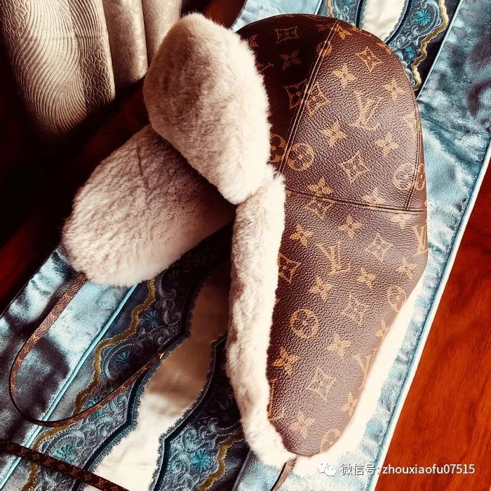 「周小福」「福夸」｜LV雷锋帽，夸张到不好意思戴出门……