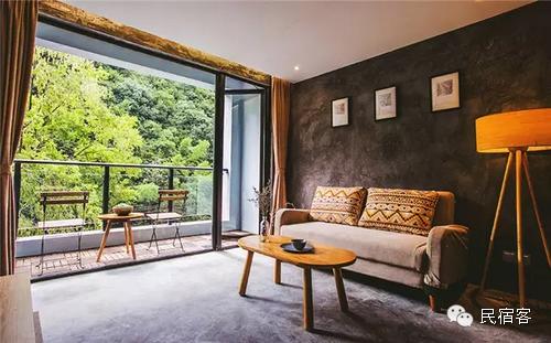 初夏，感受溪水的清凉，就去这几家溪畔民宿