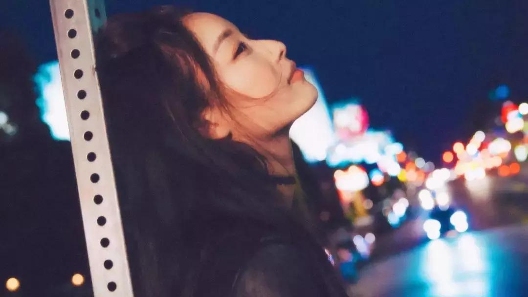 代言一个接一个，她的资源也太好了吧