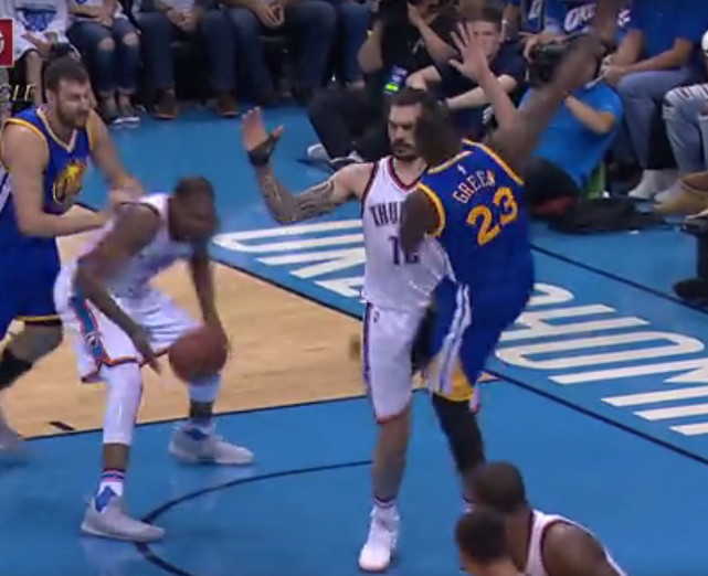 阿泰斯特一肘打通哈登任督二脉,nba最凶狠的五次犯规