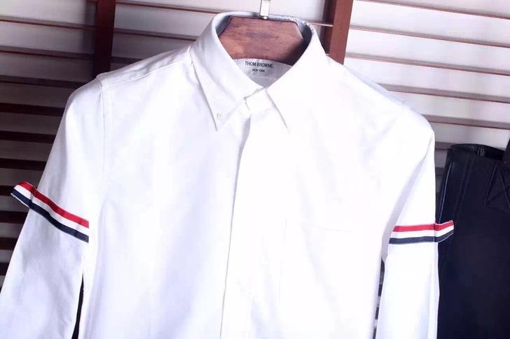 穿花衬衫的男明星李易峰,李易峰黑衬衫黑领带