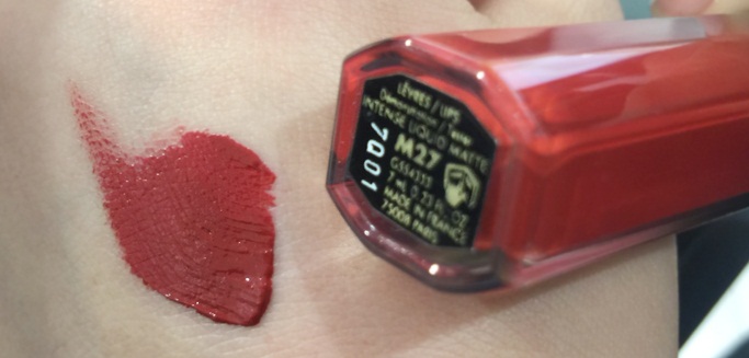 嘴唇不干还不掉色的唇釉推荐,怎么吃都不脱色的唇膏