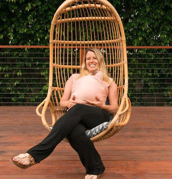 顺产第二天怎么躺着姿势正确呢,顺产后哪种睡觉姿势对恢复好