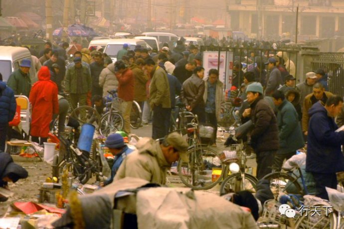 忆天津卫的6大“破烂市儿”，卖书卖花卖宝贝