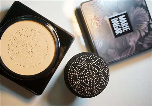 大牌粉底护肤品推荐,化妆品必买清单粉底液