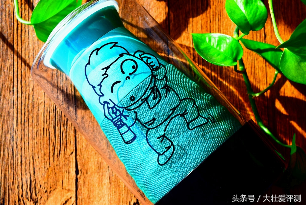 能发光的音响推荐,能照明的收音机