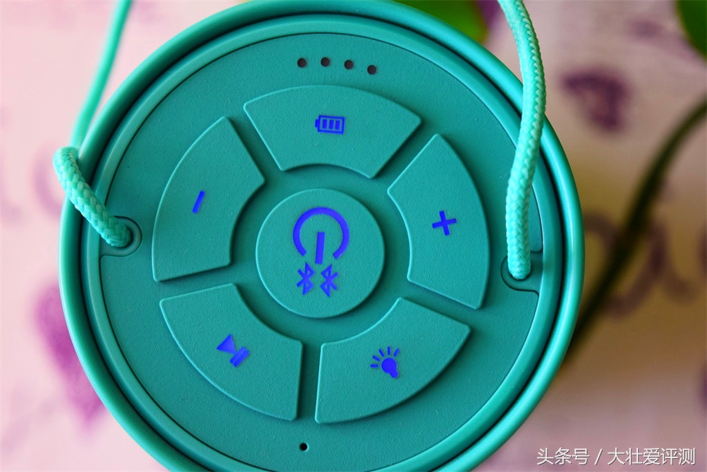 能发光的音响推荐,能照明的收音机