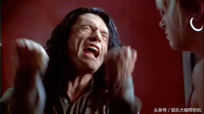 看完《五十度飞》，我还活着……