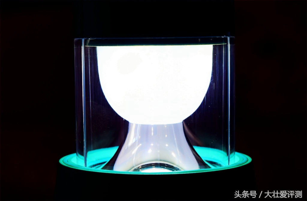 能发光的音响推荐,能照明的收音机