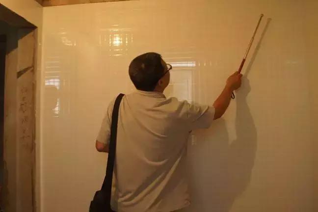 1200*600瓷砖客厅墙铺贴法效果图,正确贴瓷砖的方法