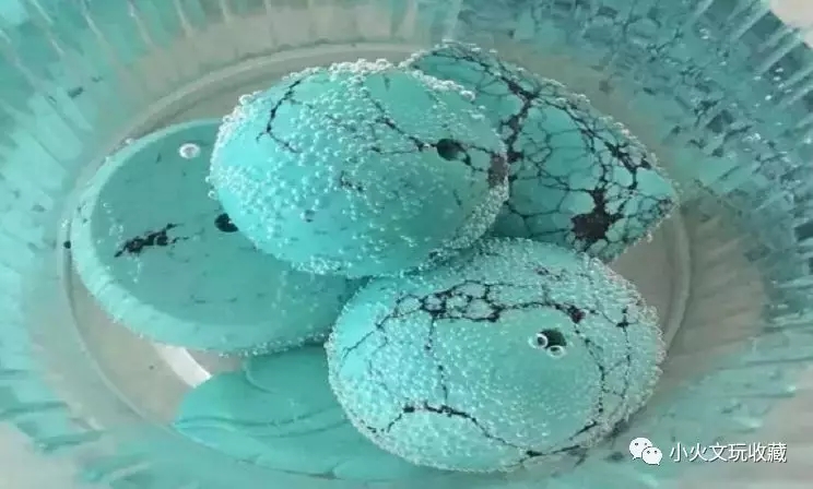 绿松石戒面磨出白点怎么回事,小火说