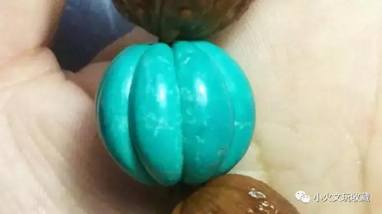 绿松石戒面磨出白点怎么回事,小火说