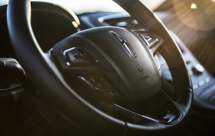 林肯美式大型豪华suv,林肯mkx有七座吗